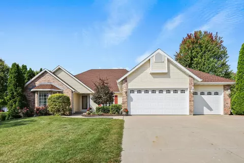 832 Bergen Ct, Stoughton, WI 53589