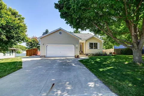 511 Harvest Ln, Verona, WI 53593