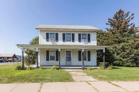 1520 20th St, Hazel Green, WI 53811