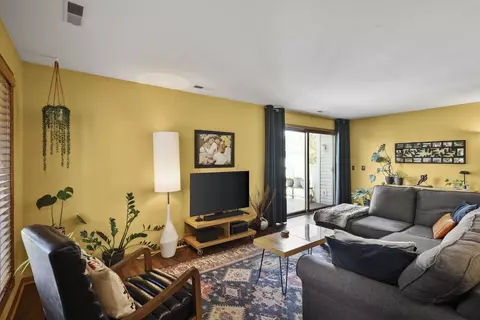 926 Acewood Blvd, Madison, WI 53714