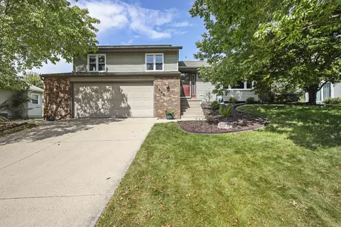 5845 Oxbow Bnd, Madison, WI 53716