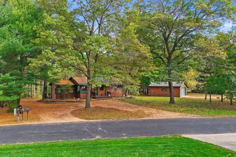 391 White Horse Ct, Nekoosa, WI 54457