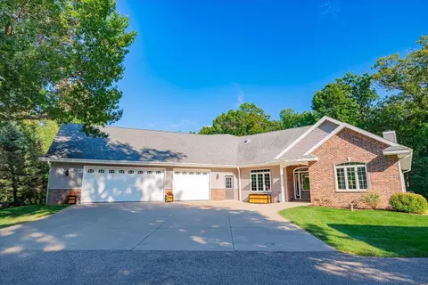6450 Shady Bend Rd, Verona, WI 53593