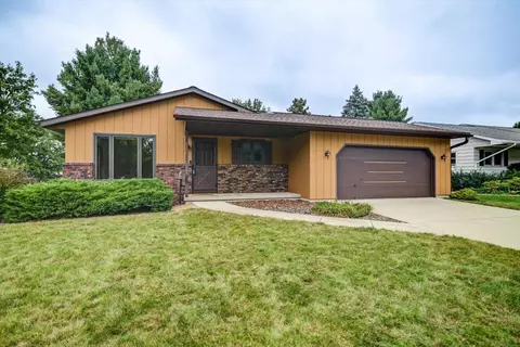6720 Hubbard Ave, Middleton, WI 53562