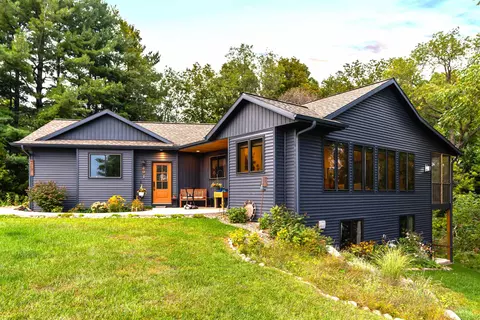 401 Inverness Terrace Ct, Baraboo, WI 53913