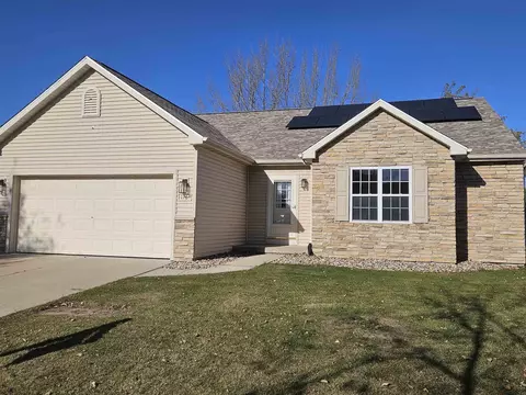 116 Prairie View Dr, Beaver Dam, WI 53916