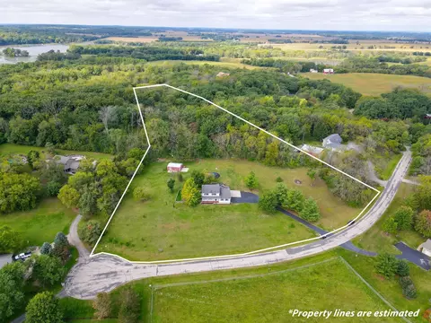 n6859 Hunters Ridge Road, Delavan, WI 53115
