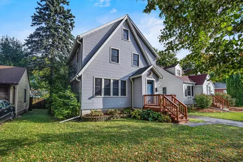 2738 Commercial Ave, Madison, WI 53704
