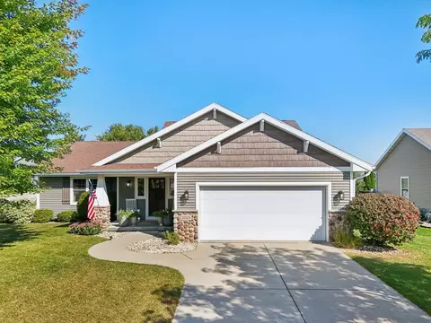 2028 Taylor Trl, Prairie Du Sac, WI 53578