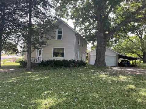 500 South Pkwy, Baraboo, WI 53913