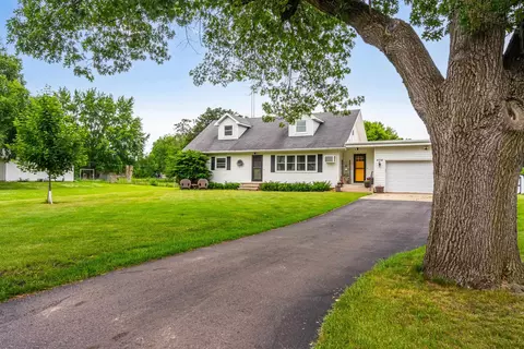 456 N Wisconsin St, Berlin, WI 54923