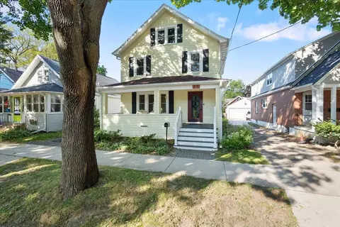 166 Ohio Ave, Madison, WI 53704