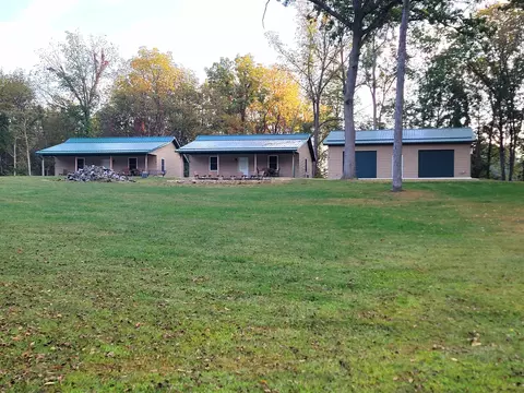 5855 Swanson Rd, South Wayne, WI 53587