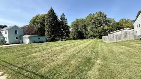 144 Webster St, Beaver Dam, WI 53916