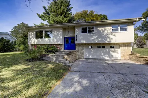 6614 Cooper Ave, Middleton, WI 53562