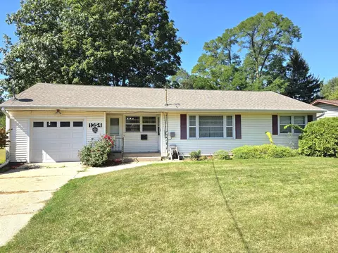 1354 Garfield Ave, Beloit, WI 53511