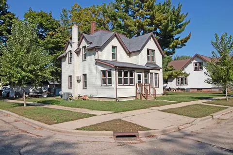 357 W Monroe St, Spring Green, WI 53588