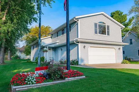 1610 East St, Black Earth, WI 53515
