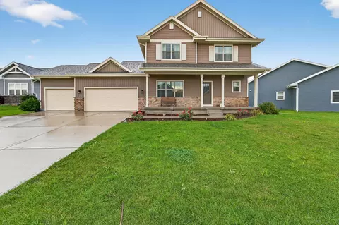 1063 Oregon Parks Ave, Oregon, WI 53575