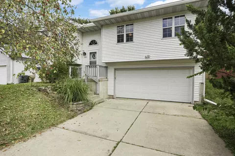 1313 Carpenter St, Madison, WI 53704