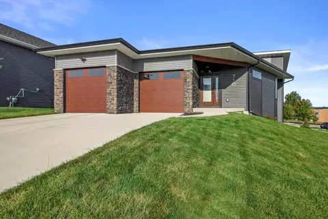 710 Mozart St, Verona, WI 53593