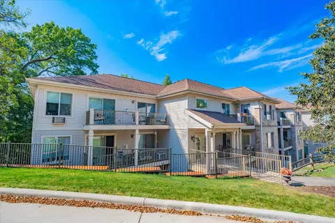 7201 Mid Town Rd #203, Madison, WI 53719