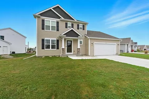 102 Mary Belle Ln, Beaver Dam, WI 53916