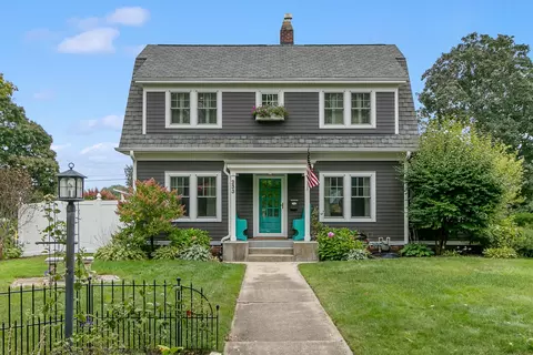233 Forest Park Blvd, Janesville, WI 53545