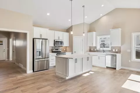 754 Kensington Dr, Ripon, WI 54971