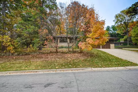 4229 Mandrake Rd, Madison, WI 53704