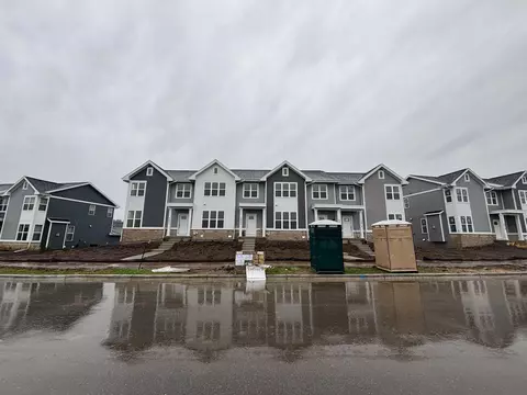 6890 Belle Fontaine Blvd, Middleton, WI 53562