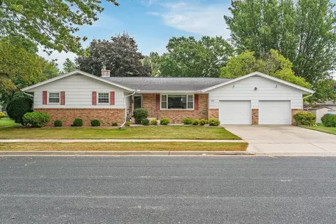 529 Babb Ave, Reedsburg, WI 53959