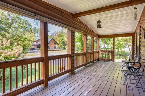 252 Dogwood Ln, Wisconsin Dells, WI 53965