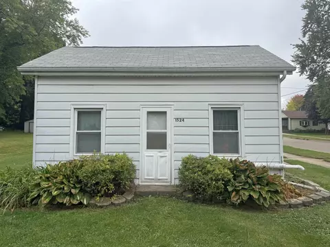 1524 11th Ave, Monroe, WI 53566