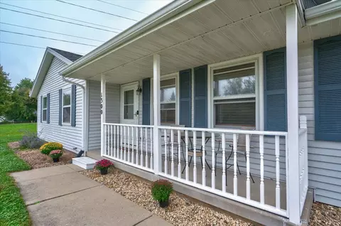 1300 Garden Ave, Stoughton, WI 53589