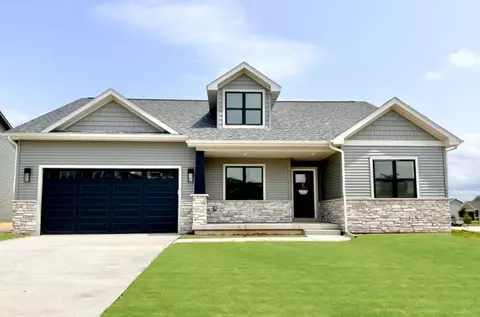 166 S Eight St #03, Evansville, WI 53536