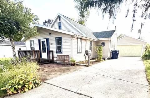 2021 Adel St, Janesville, WI 53546