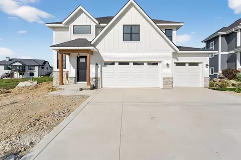 4150 Hanover Dr, Deforest, WI 53532