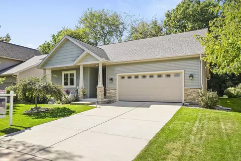 2675 Dungarvan Rd, Fitchburg, WI 53711