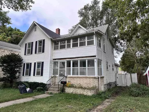 209 S Ohio St, Prairie Du Chien, WI 53821