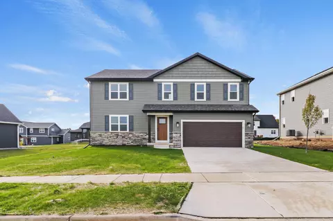 403 Michelle Ln, Cottage Grove, WI 53527