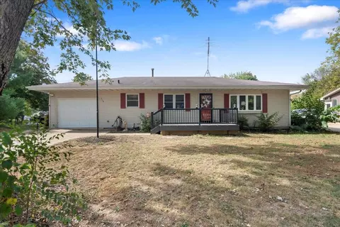 518 N Winsted St, Spring Green, WI 53588