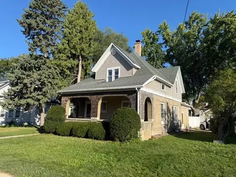 210 W Sherman Ave, Fort Atkinson, WI 53538