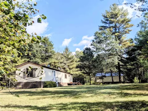 922 E Trout Valley Rd, Friendship, WI 53934