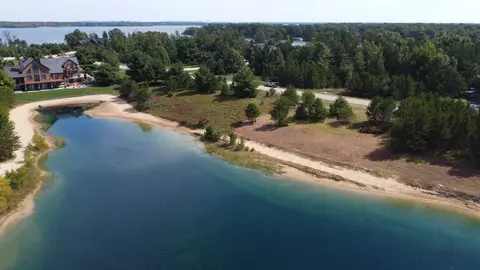 w5470 North Shore Drive, New Lisbon, WI 53950