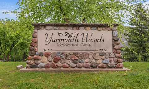 3010 Yarmouth Dr #202, Fitchburg, WI 53711