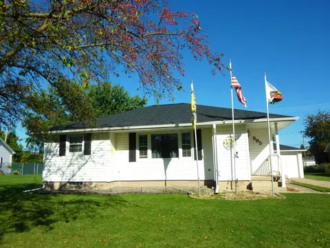 595 Carrington St, Waupun, WI 53963