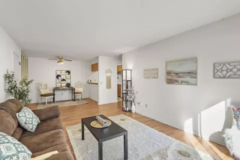 4318 Melody Ln #204, Madison, WI 53704