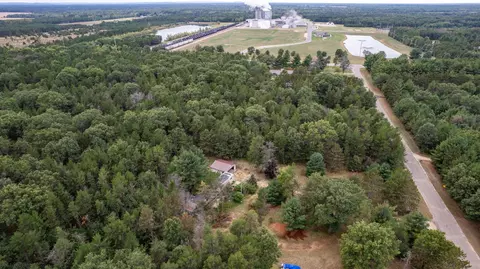 w6035 Camden Drive, Necedah, WI 54646