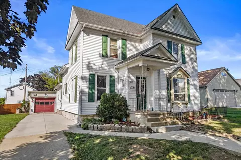 317 Roberts St, Cambria, WI 53923